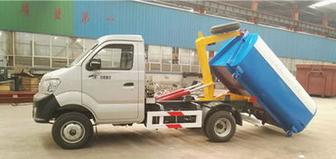 东风多利卡钩臂式垃圾车与扫路车系列 高效清洁解决方案