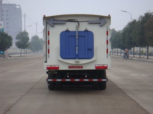 高效环保的城市清洁助手——5方小型多利卡扫路车
